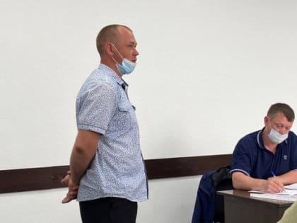 Вынесен приговор тюменскому участковому, который выбил дробью глаз человеку