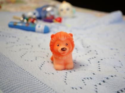 В тюменском центре «Родник» детям помогают встать на ноги современные тренажеры