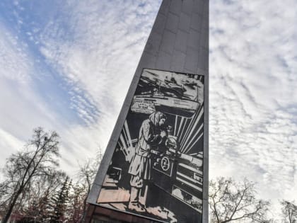 Около ста восьмиклассников собрал урок мужества о тружениках тыла в Тюмени