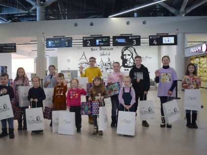 На конкурс рисунков в аэропорт Ремезов прислали более 850 работ