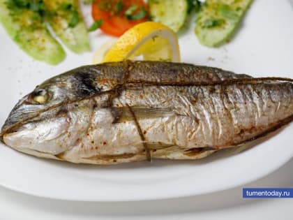 Как справиться с перееданием в новогоднюю ночь, объяснила терапевт