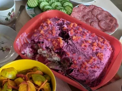 Тюменцам рассказали, как оправиться после переедания в новогоднюю ночь