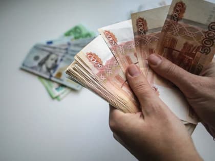 Тюменец оформил пять кредитов и отдал мошенникам полтора миллиона рублей