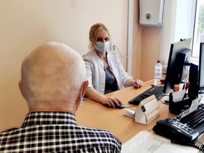 Зарплату до 300 000 рублей готовы платить тюменским врачам