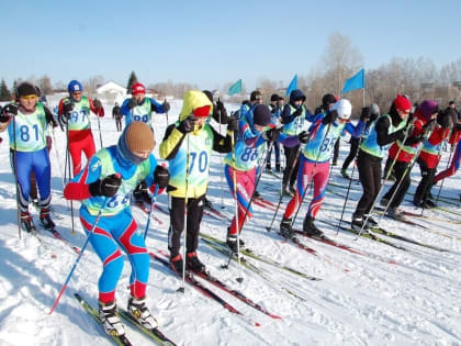 Число участников "Лыжни России - 2023" в Тюменской области превысило 10 тысяч человек