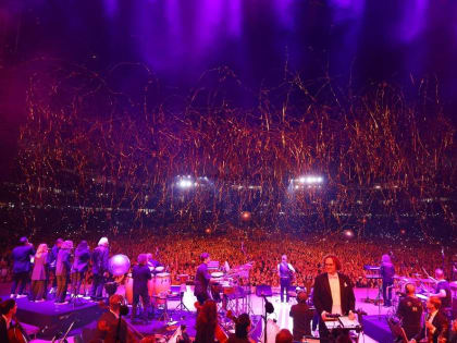 Концерт Леонида Агутина и Тюменского филармонического оркестра прошел с грандиозным успехом