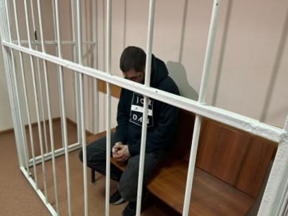 Суд на два месяца арестовал тюменца, захватившего заложников в магазине