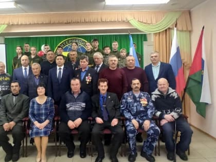 Рабочий визит парламентария В. Ульянова в Абатский район