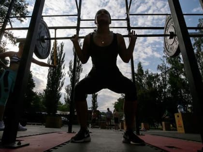 Тренировки в жаркую​ погоду​ могут нанести вред здоровью – врач