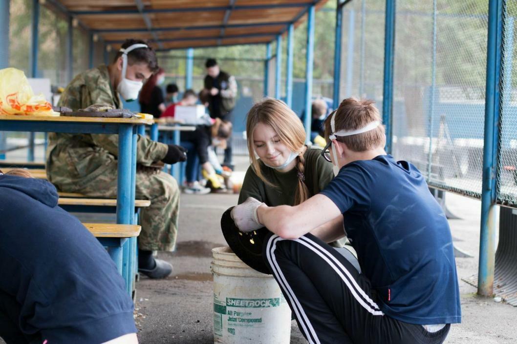 Первый клуб рабочих подростков в Тюмени. Отряд мэра.