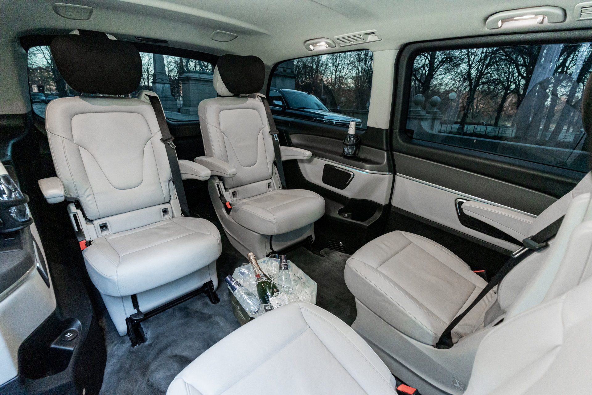 Mercedes Executive V-Class