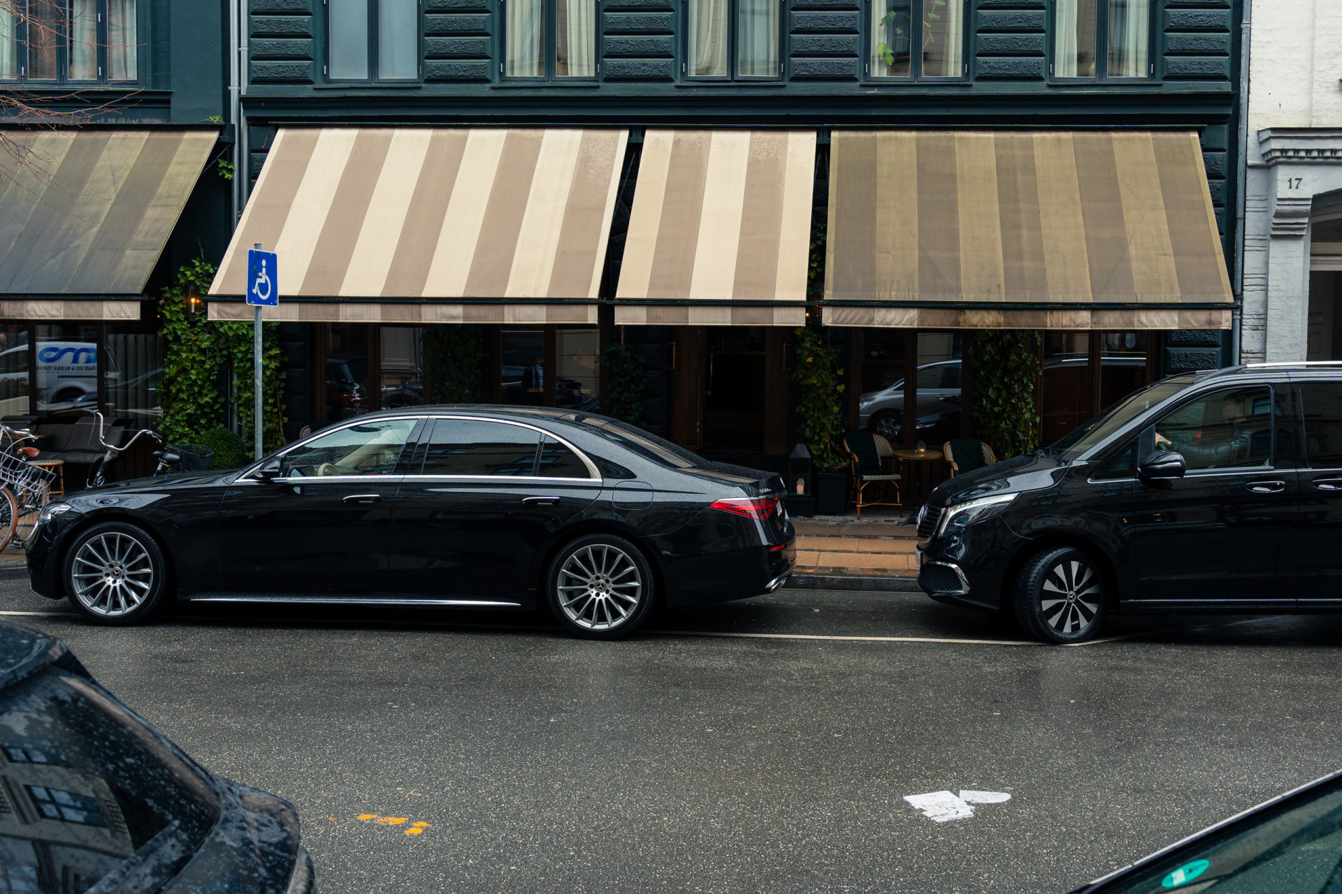 Why choose Mr Charles Copenhagen airport transfer