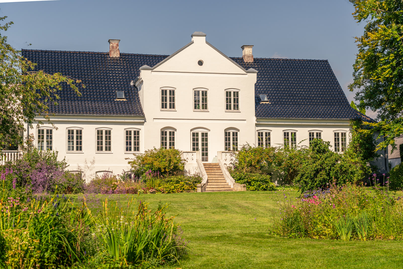 An Exceptional Country Retreat