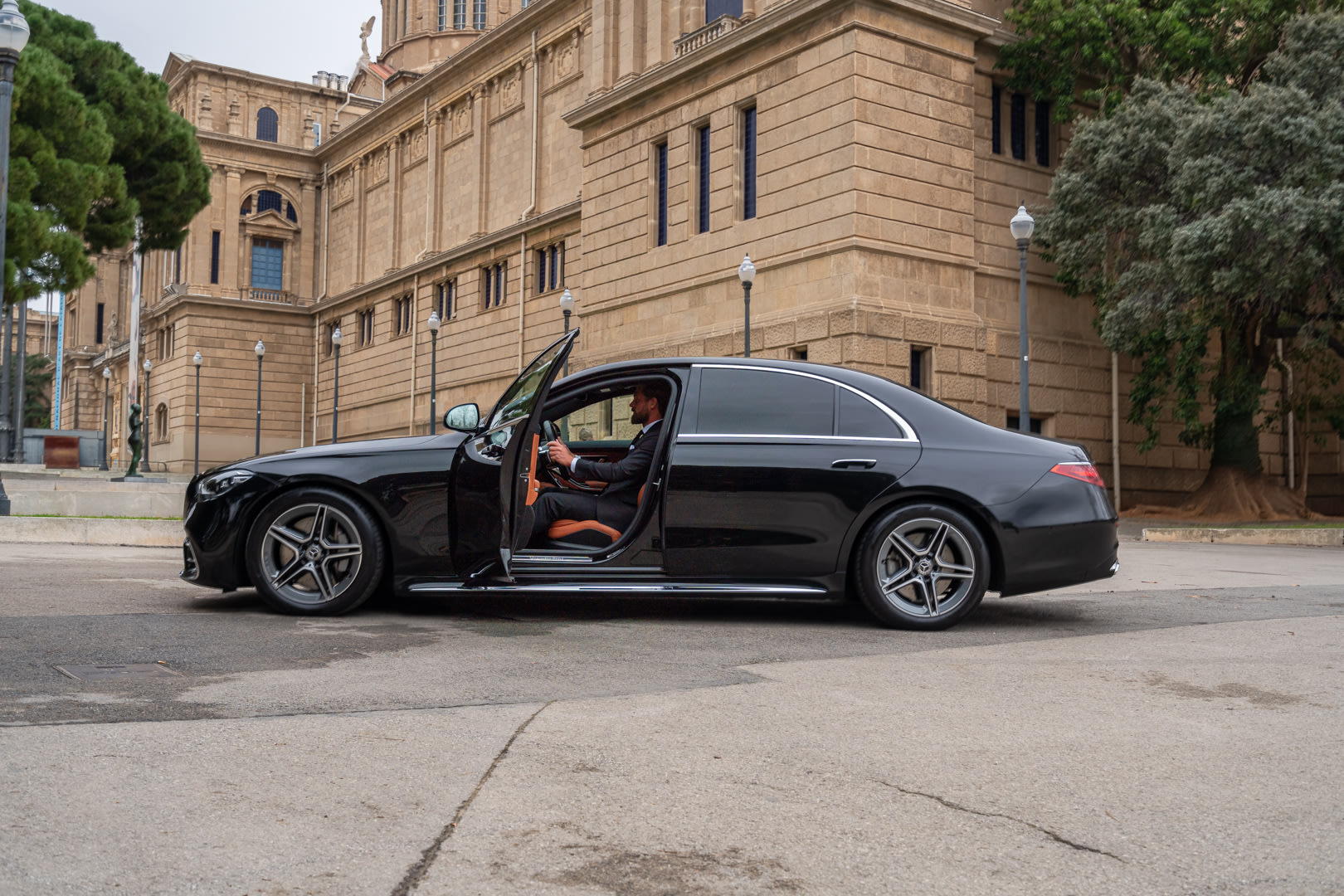 Mercedes S-Class by Mr Charles