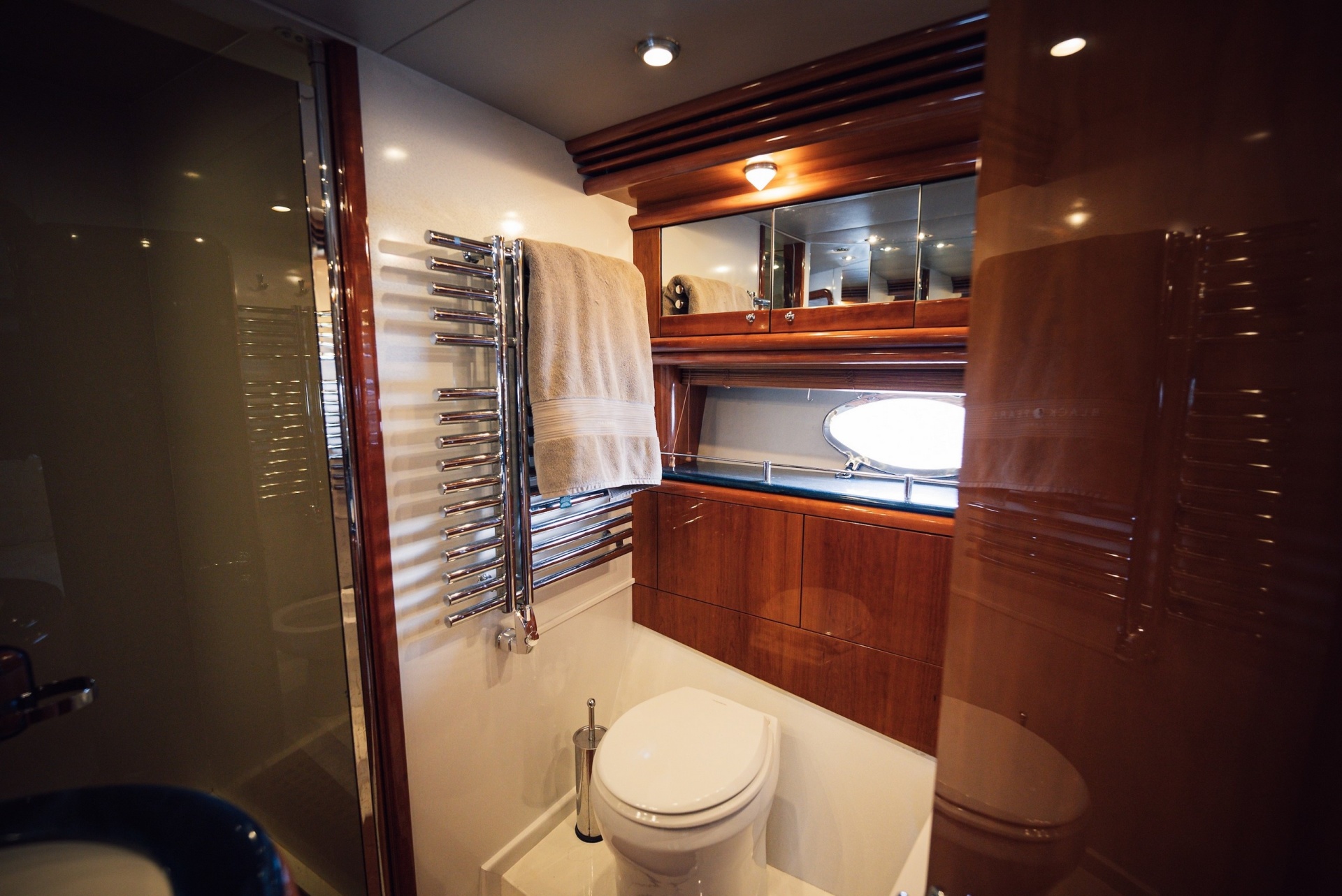 Sunseeker 84