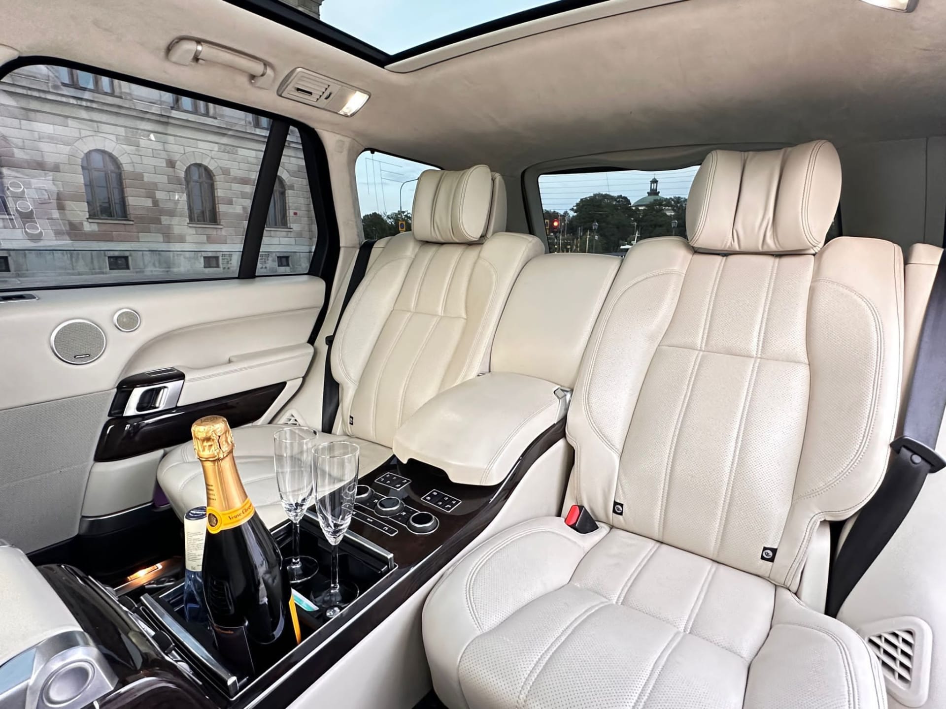 Range Rover leather interior — luxury car rental Stockholm