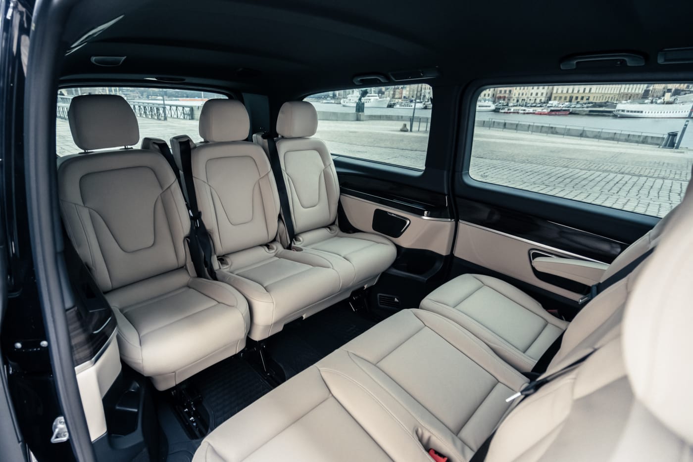 Mercedes V-Class delivered with full service in Stockholm