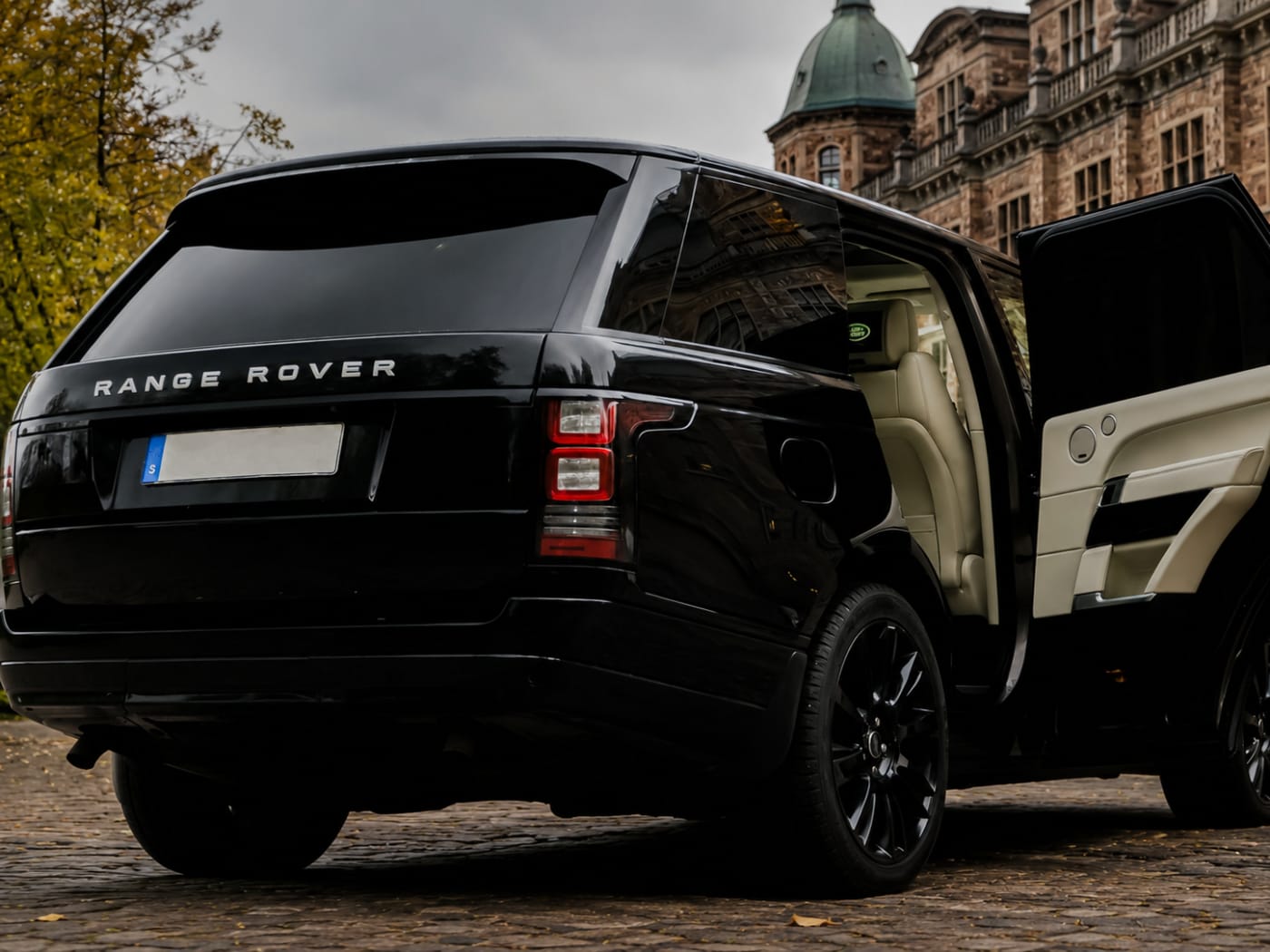 Range Rover touring Sweden — luxury SUV rental Stockholm