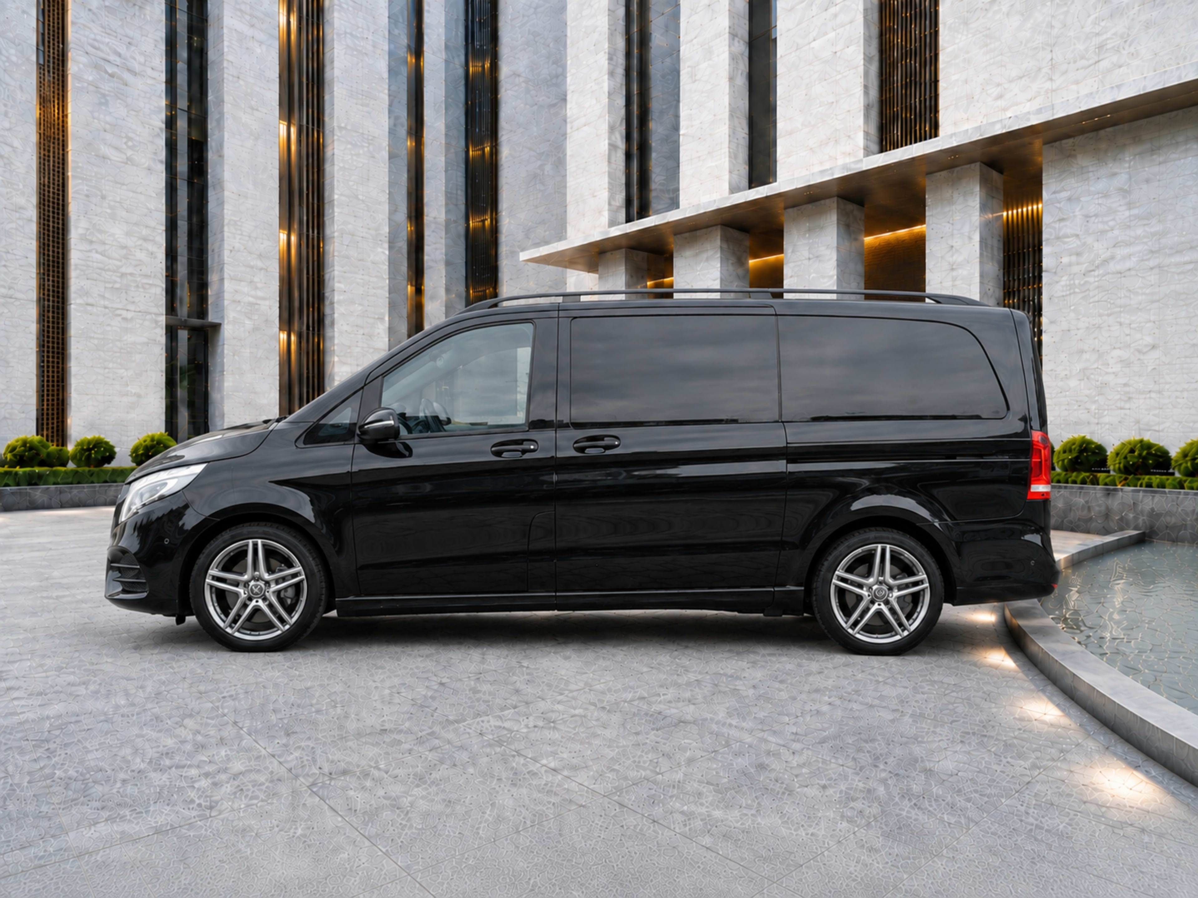 Mercedes-Benz V-Class available to rent in Norway