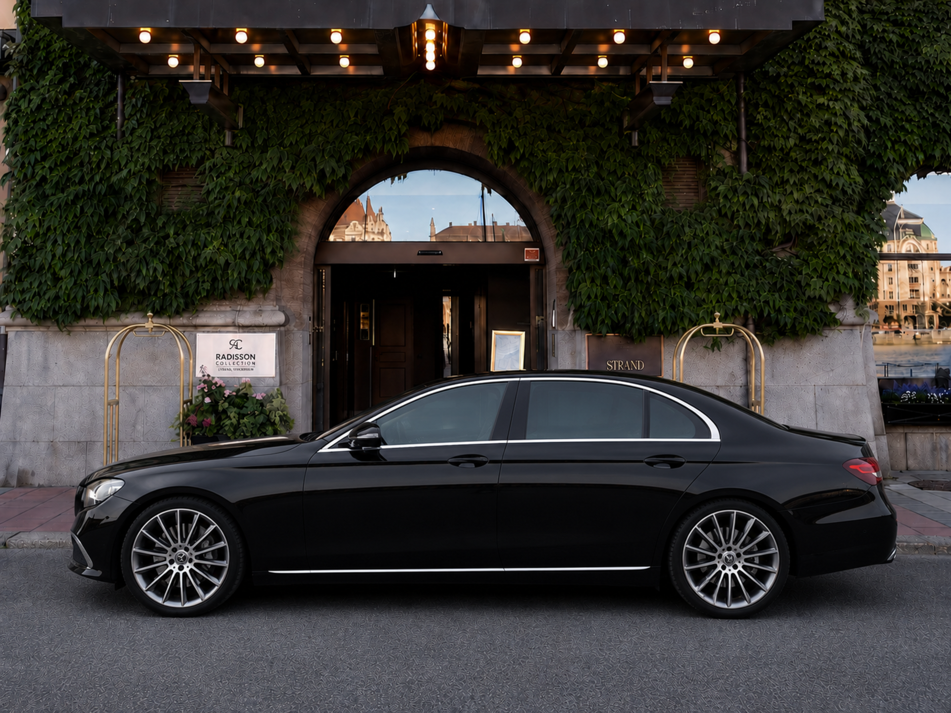 Mercedes-Benz S-Class or Similar exterior