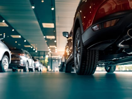 В России прогнозируют падение продаж новых автомобилей на 5-10%