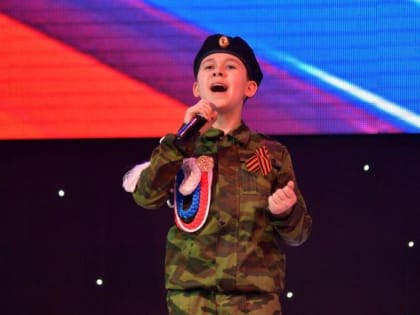 Четырнадцать юных дмитровчан получили паспорта гражданина РФ