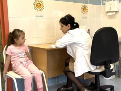 Продолжается ежегодный весенний профилактический осмотр детей в садах и школах