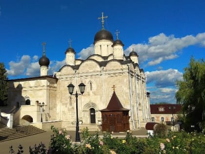 Ансамбли Владычного и Распятского монастырей признаны региональными объектами культурного наследия