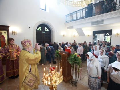 Престольный праздник храма в честь Усекновения главы Иоанна Предтечи у стен Новодевичьего монастыря