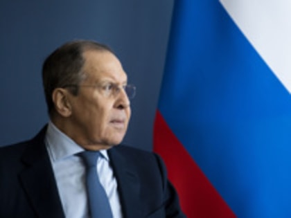 Лавров: Россия переходит на расчеты в нацвалютах с Африкой и Китаем