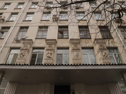 Владимир Соловьев пообщался с посетителями столичного пункта отбора на военную службу по контракту