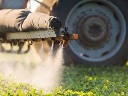 О безопасном обращении с пестицидами и агрохимикатами