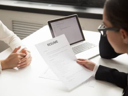 Экономист прокомментировала ситуацию с трудоустройством выпускников в России