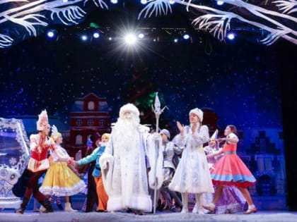 Более 220 новогодних мероприятий проведут в Подольске для ребят