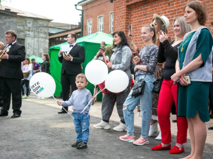 Патефонка: Место встречи для любителей музыки и искусства