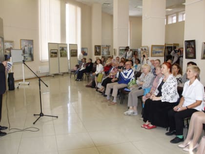 Клин собрал фотографов «серебряного возраста»