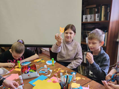 Дороховчане мастерили забавную поделку