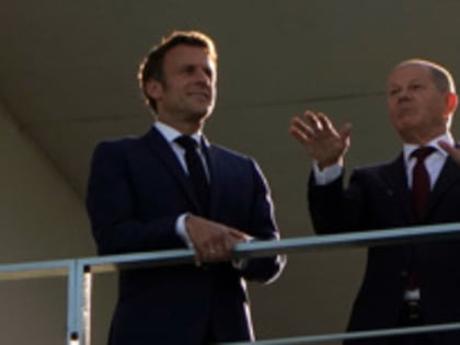 Песков: Шольц и Макрон заявляют о желании позвонить Путину, но не звонят