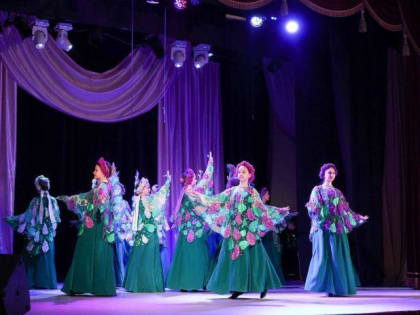 В климовском ДК «Машиностроитель» состоялся праздничный концерт