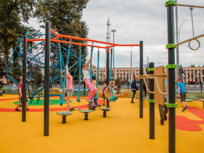 Почти 50 детских площадок установили по губернаторской программе в Подмосковье в 2019 году