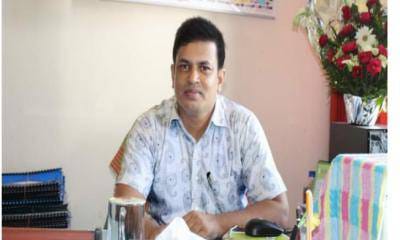 জনসংযোগের দায়িত্ব পেয়ে যাচ্ছেন ইতিহাসের শিক্ষক, শিক্ষার্থীদের ক্ষোভ