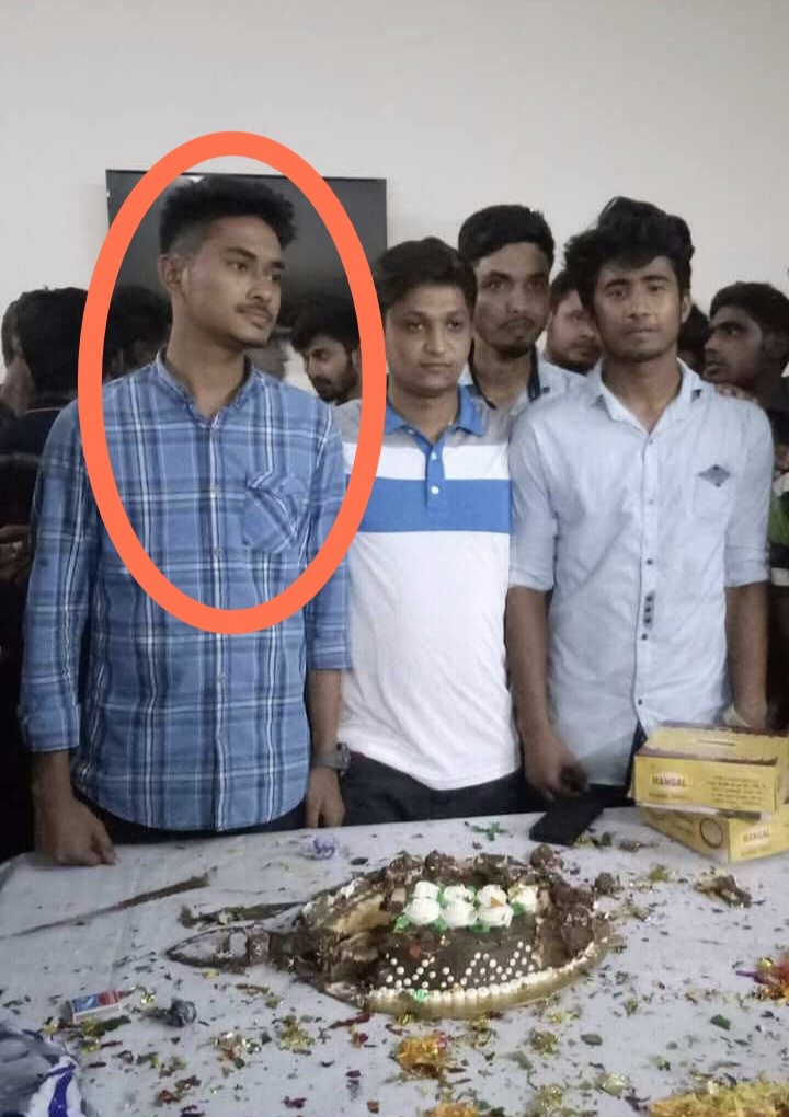 ডিমলায় সার ডিলার নিয়োগে স্বজনপ্রীতি: তালিকায় নিষিদ্ধ ছাত্রলীগ জাবি শাখা ক্যাডার জোয়াদ
