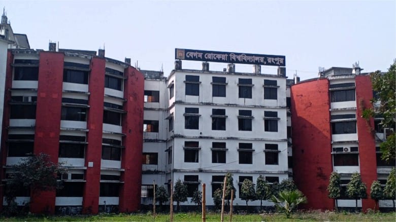 দুর্গাপূজায় টানা ১০ দিনের ছুটিতে বেরোবি, বহিরাগত প্রবেশে নিষেধাজ্ঞা