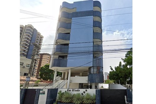 Apartamento Amplo, Nascente e com 3 Varandas! em Tambaú