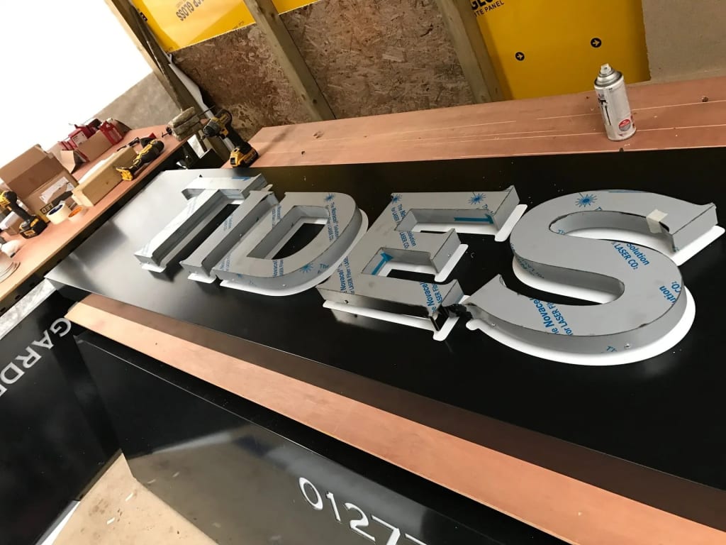 Signage Maker 3D shop signage lettering