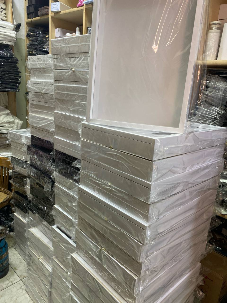 براويز لصور / والورد