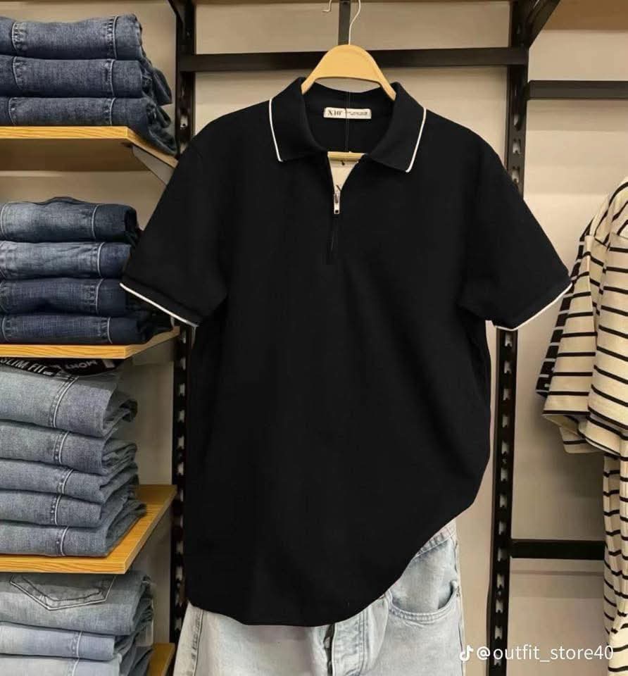 T-shirt الوان