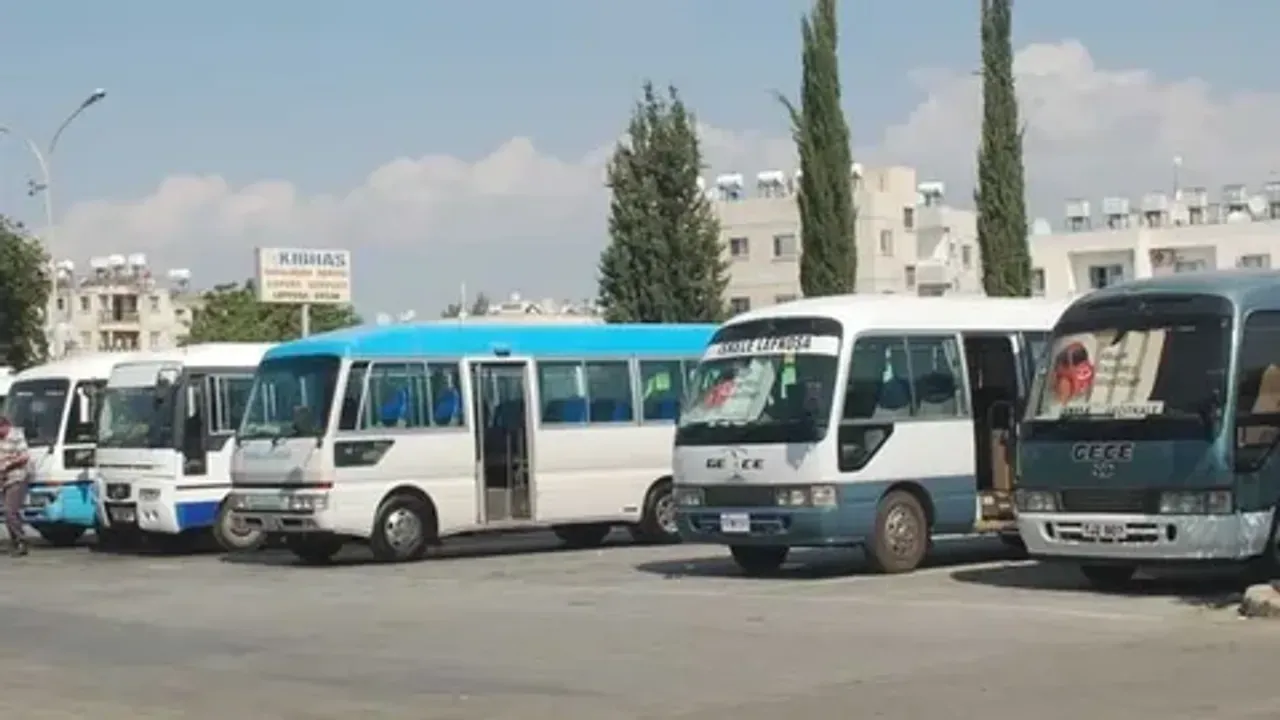 Kıbrıs'ta öğrenci taşımacılığı yarından itibaren yeniden başlıyor