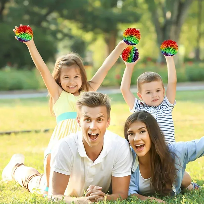 Bola de goma peluda esponjosa de arcoíris para niños y adultos,  juego sensorial, diseño Arcoiris