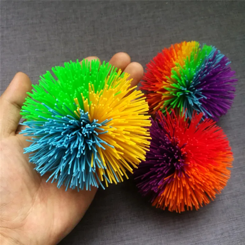 Bola de goma peluda esponjosa de arcoíris para niños y adultos,  juego sensorial, diseño Arcoiris